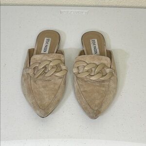 Steve Madden Beige Suede Mules with Chain Detail 7.5 M